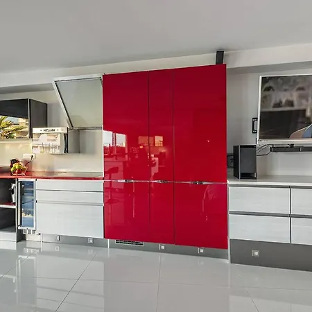 Le Nautilia 104 - Luxe Supérieure - Jacuzzi - 2 Personnes * Agde