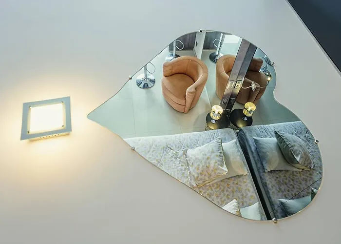 Le Nautilia 104 - Luxe Supérieure - Jacuzzi - 2 Personnes * Agde